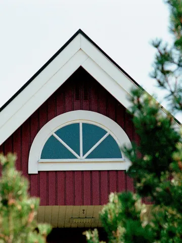 Mal huset i traditionelle farver med Beckers Maling